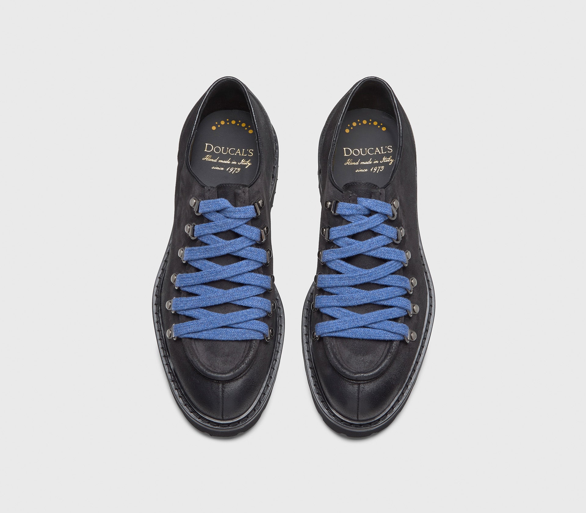 Suede lace-up with charcoal wool laces