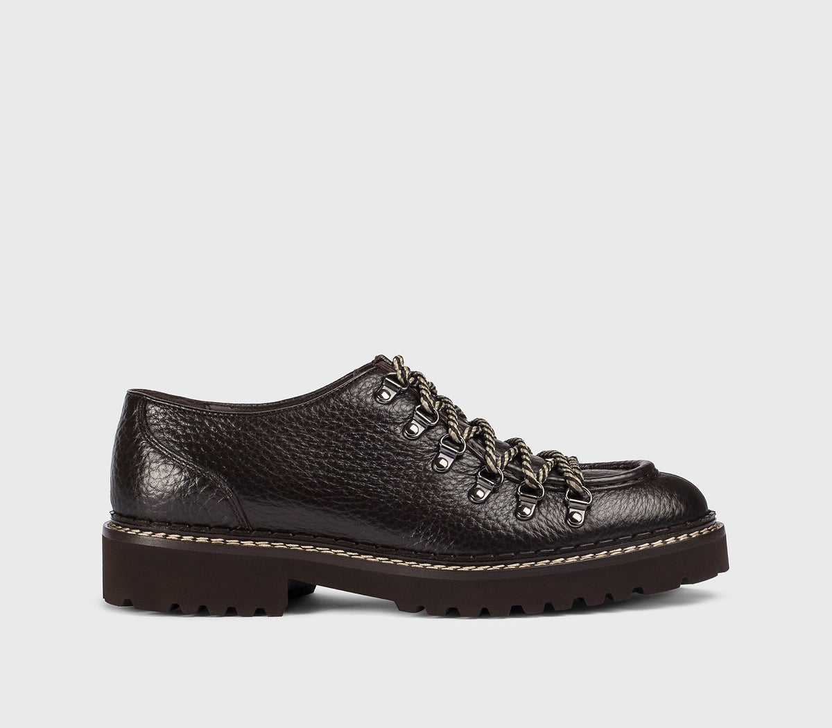 Chaussure à lacets avec crochets en cuir brun foncé