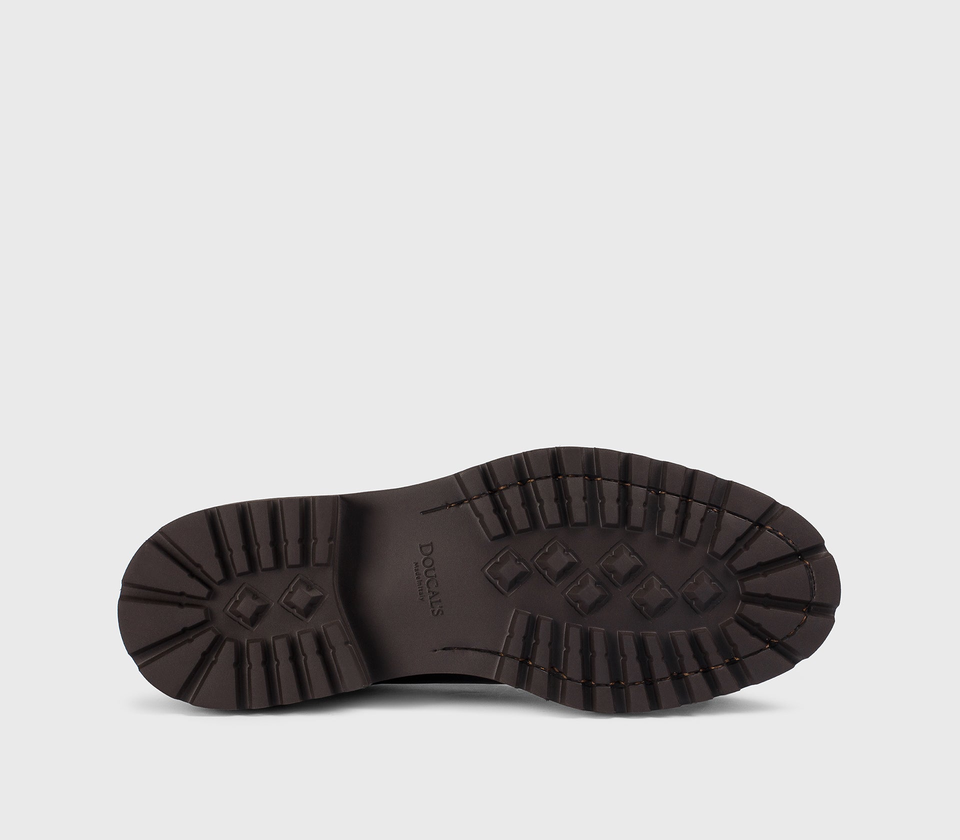 Two-hole leather lace-up with “earth” brown suede detail