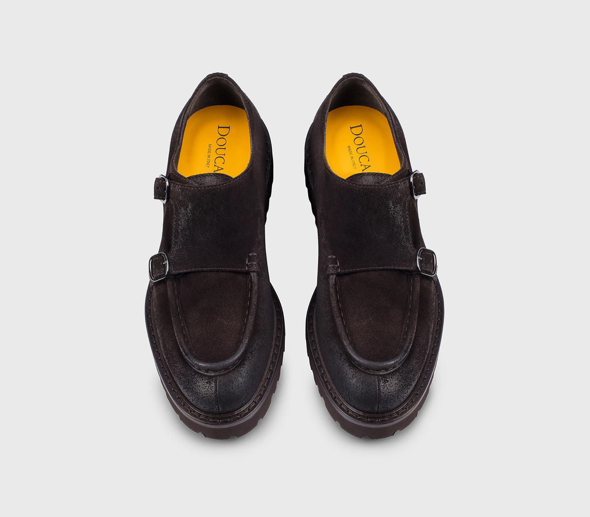 Chaussure à double boucle en daim brun « terreux »