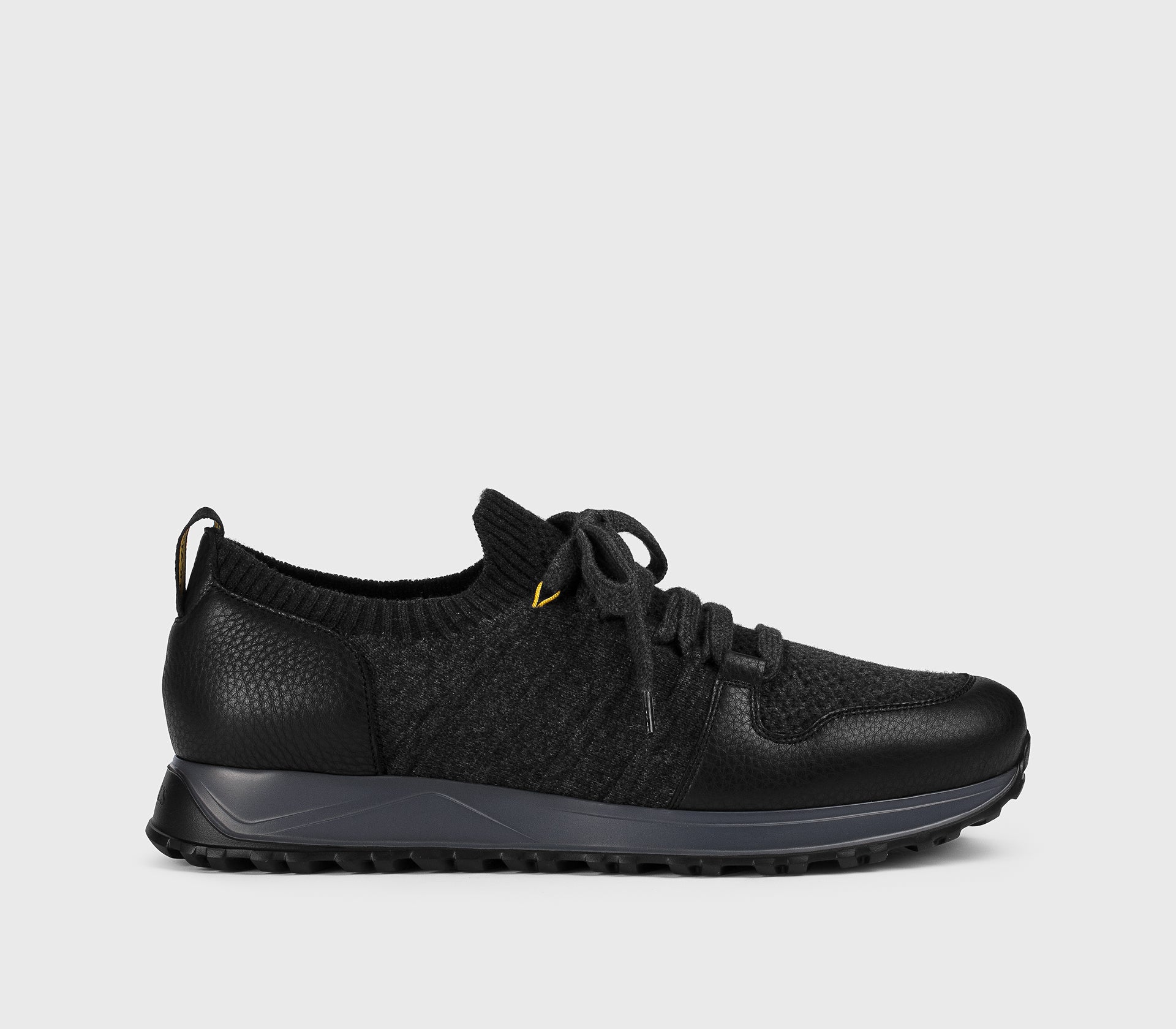 Sneaker da uomo in pelle e lana | nero - Doucal's
