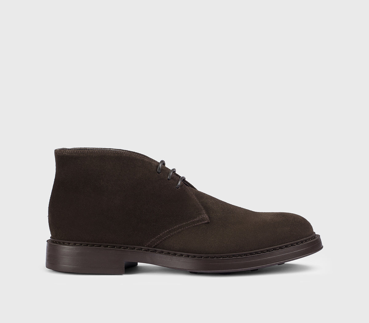 DU3237BRUXUF009TM23 - Desert boot stringato in suede marrone "terre"