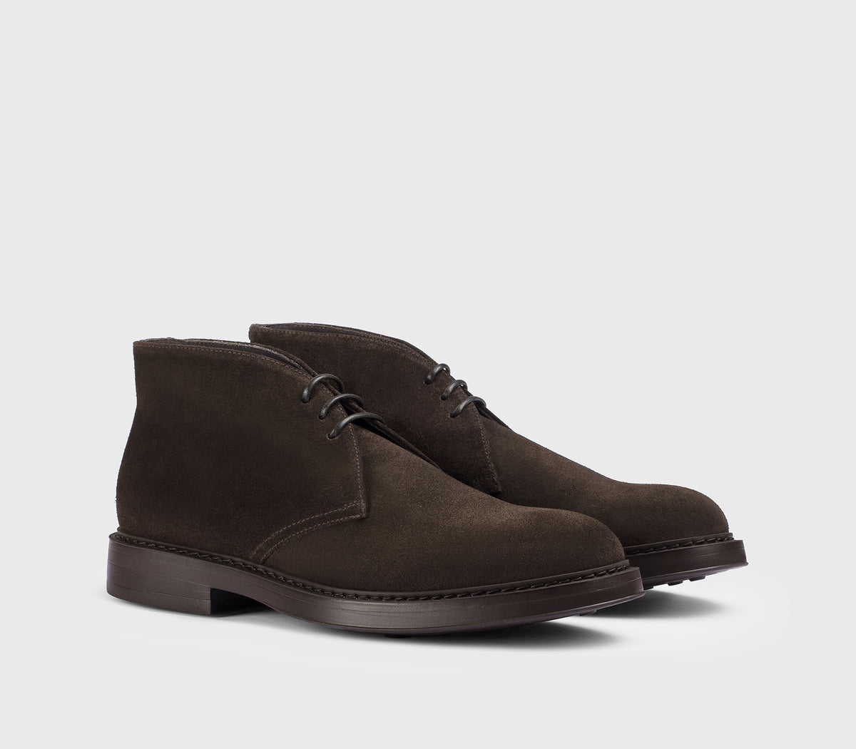 DU3237BRUXUF009TM23 - Desert boot stringato in suede marrone "terre"