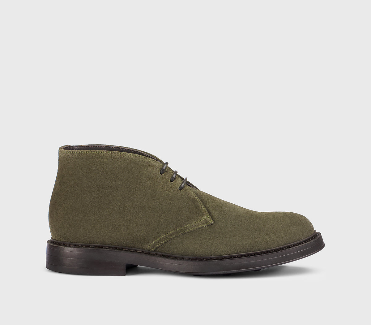 Desert boot à lacets en daim vert « mousse »