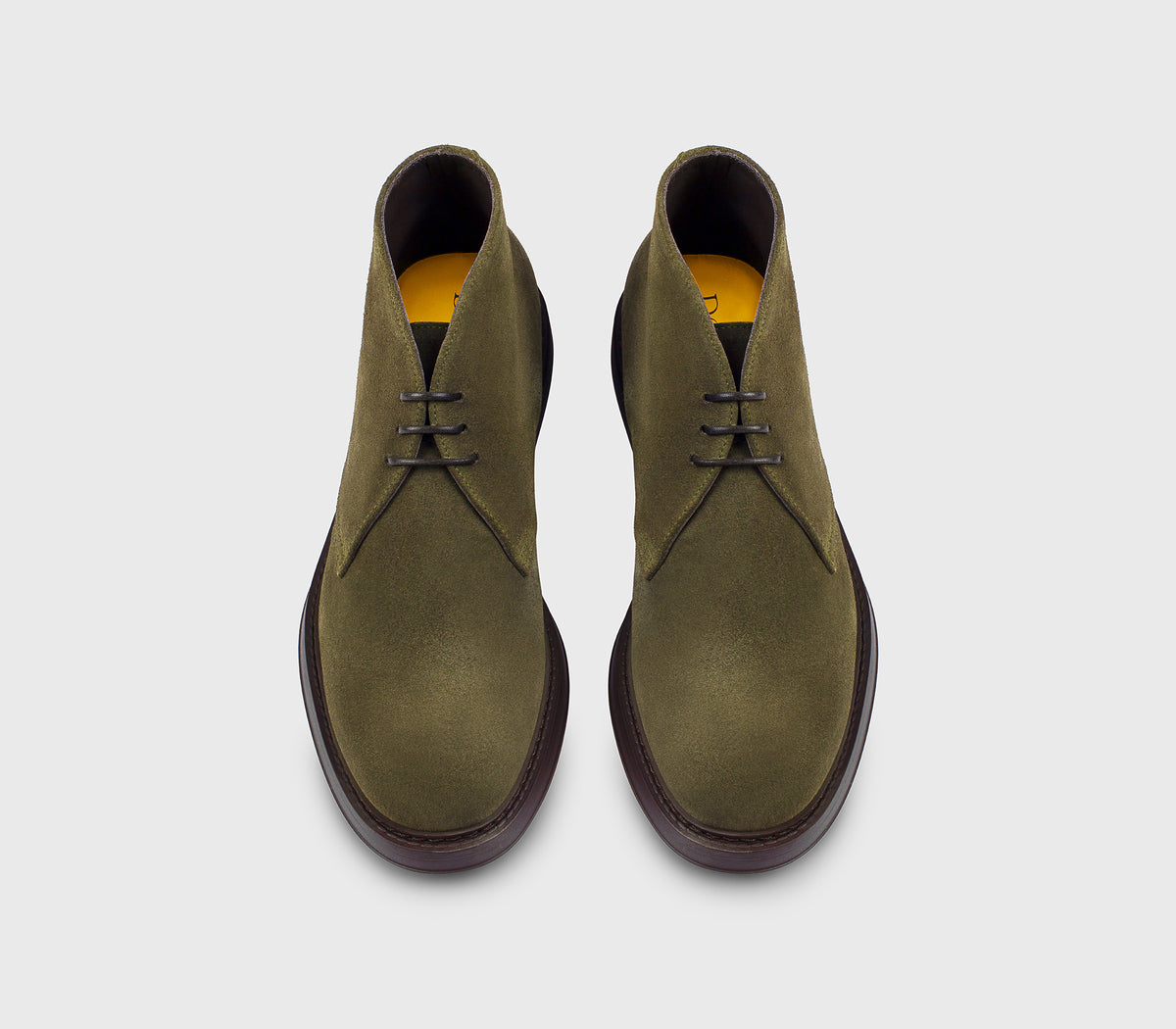 Desert boot à lacets en daim vert « mousse »