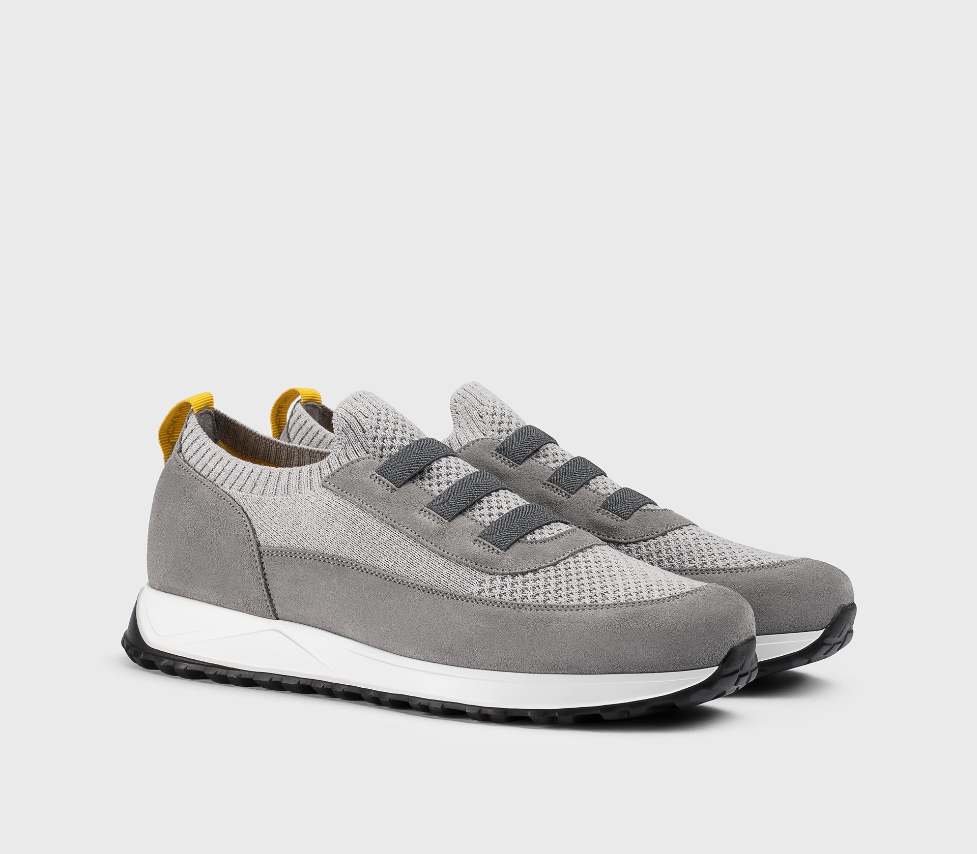 Sneaker in “iron” grey technical fabric and suede