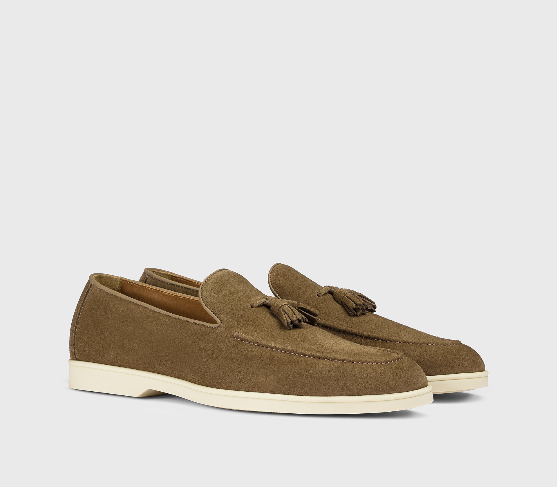 Mocassin à glands en daim marron clair