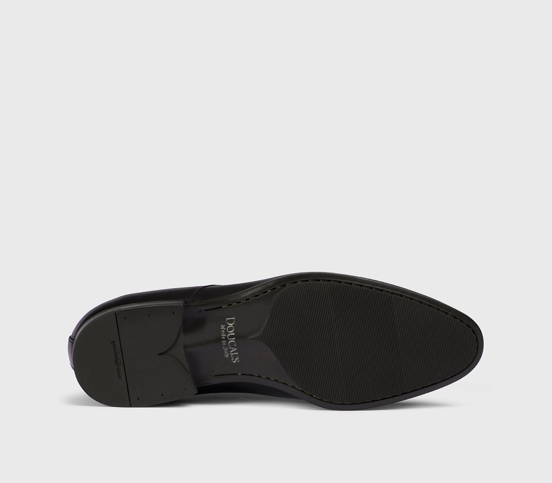 Schnürschuh aus dunkelbraunem Leder