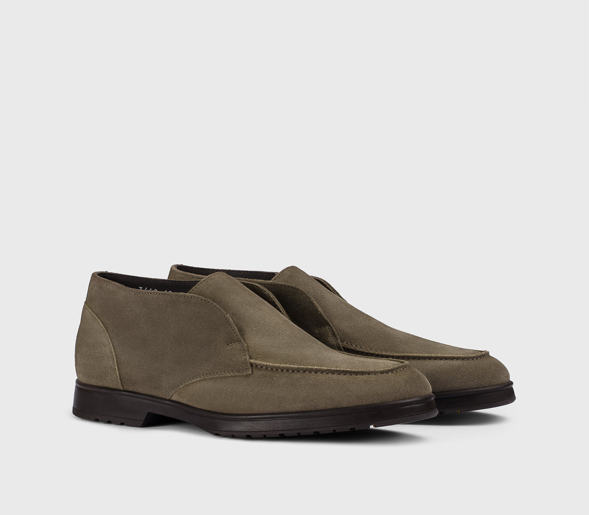 DU3468JEREUF009TM49 - Desert boot in suede creta