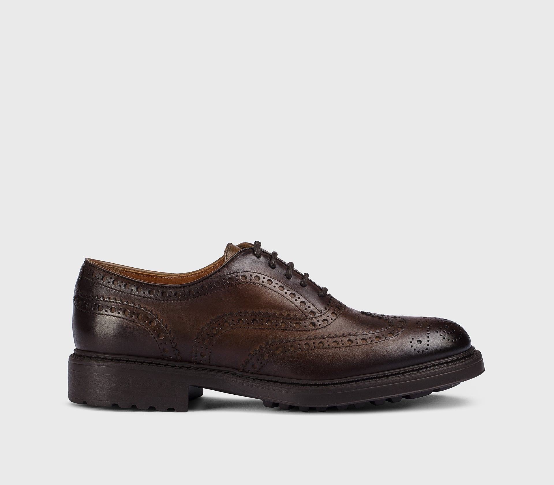 Wingtip-Brogue-Schnürschuh aus braunem Leder