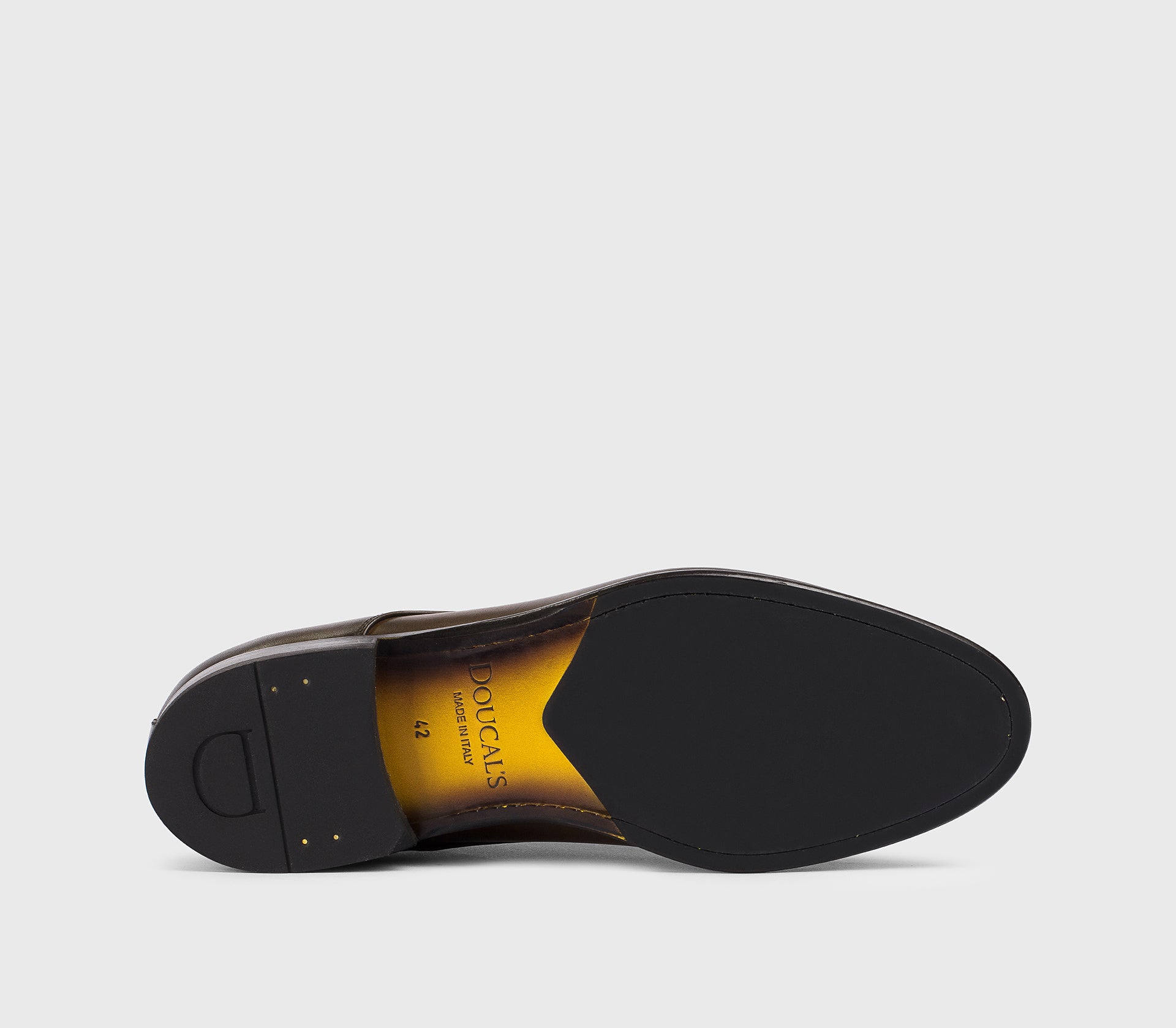 Schnürschuh aus braunem Leder im Farbton „Wood“