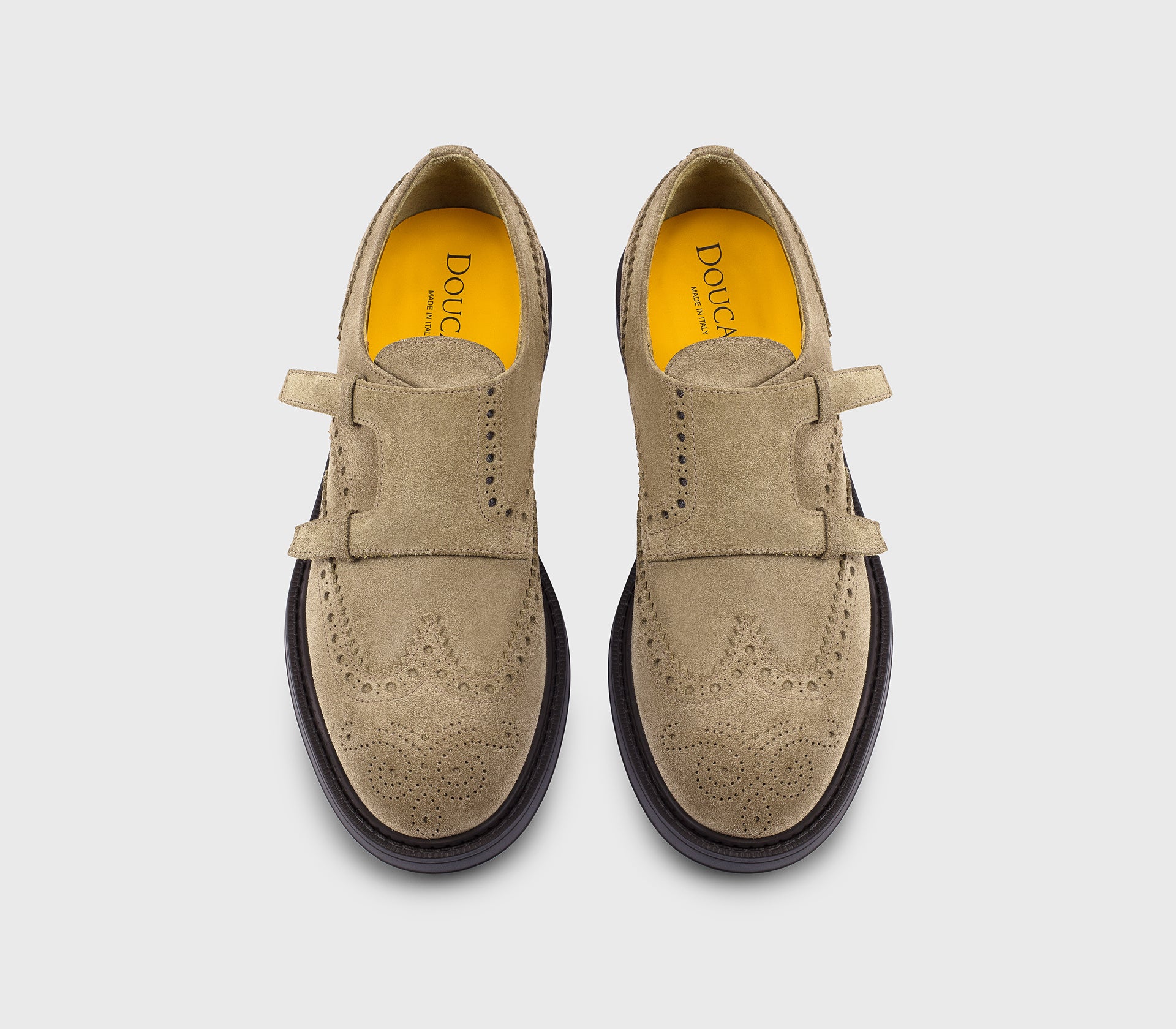 Cocoa-coloured suede double-buckle shoe with “loop” detail