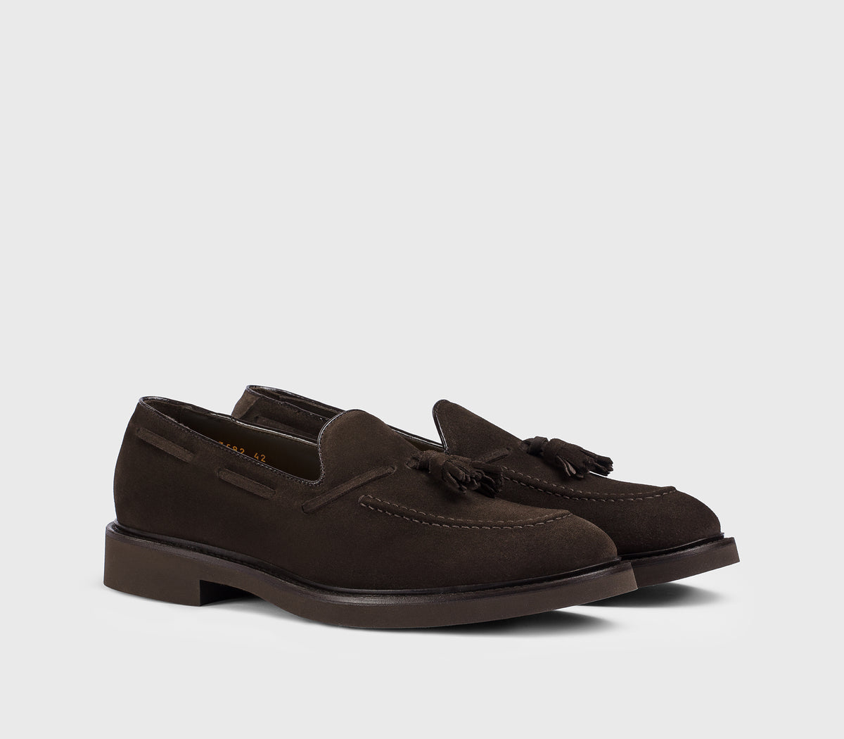 DU3582GENOUF009TM23 - Mocassino con nappine in suede marrone "terre"