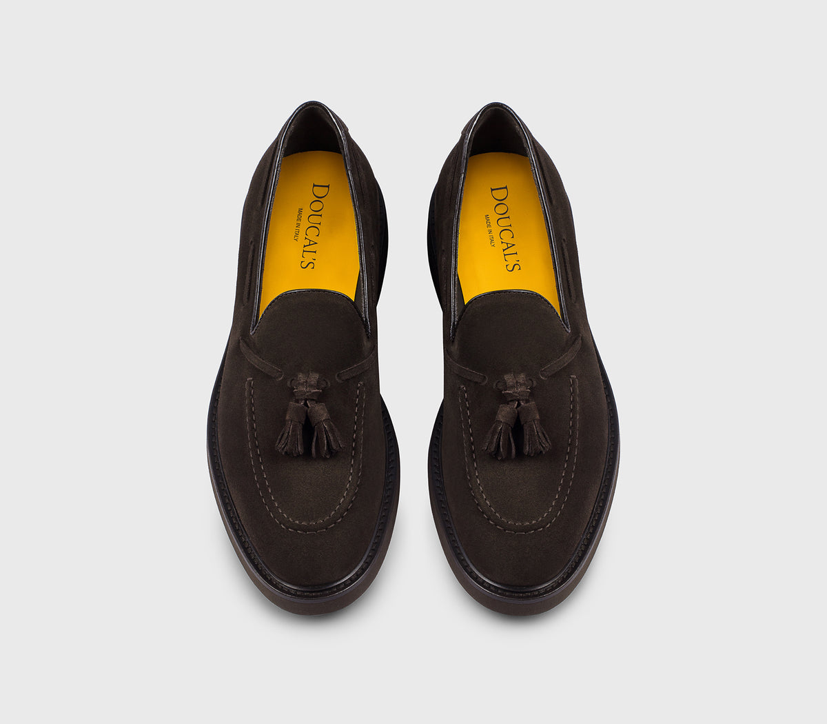 DU3582GENOUF009TM23 - Mocassino con nappine in suede marrone "terre"