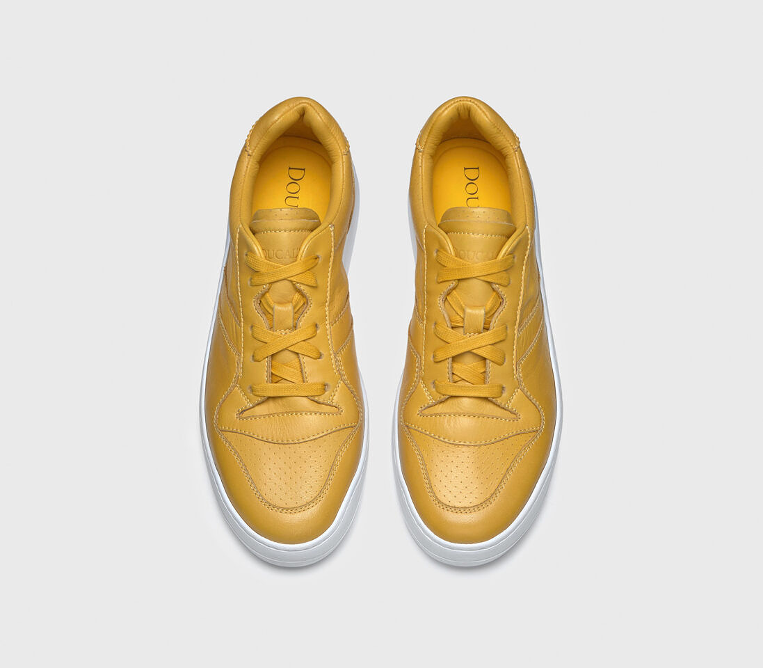 Sneakers da uomo in pelle | giallo - Doucal's