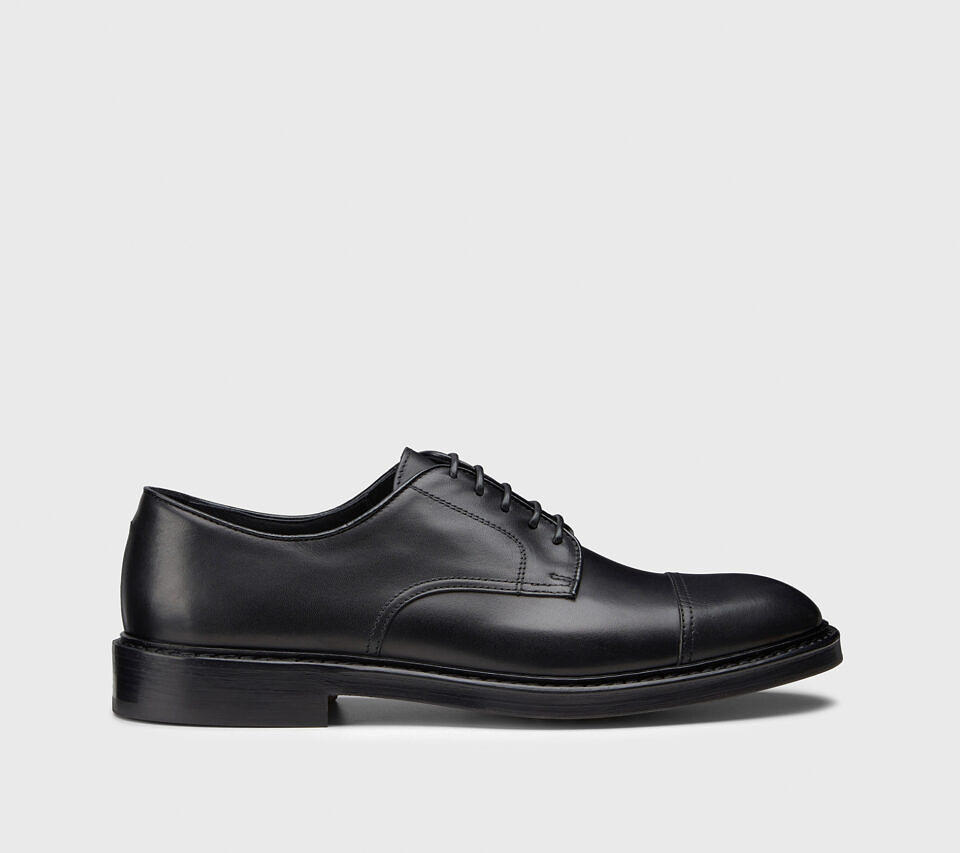 Luxury artisanal italian-made shoes for men and women | Doucal's